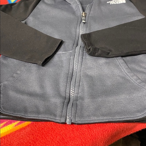 The North Face Black and Gray Flash Dry Hoodie SizeXS - Picture 4 of 8